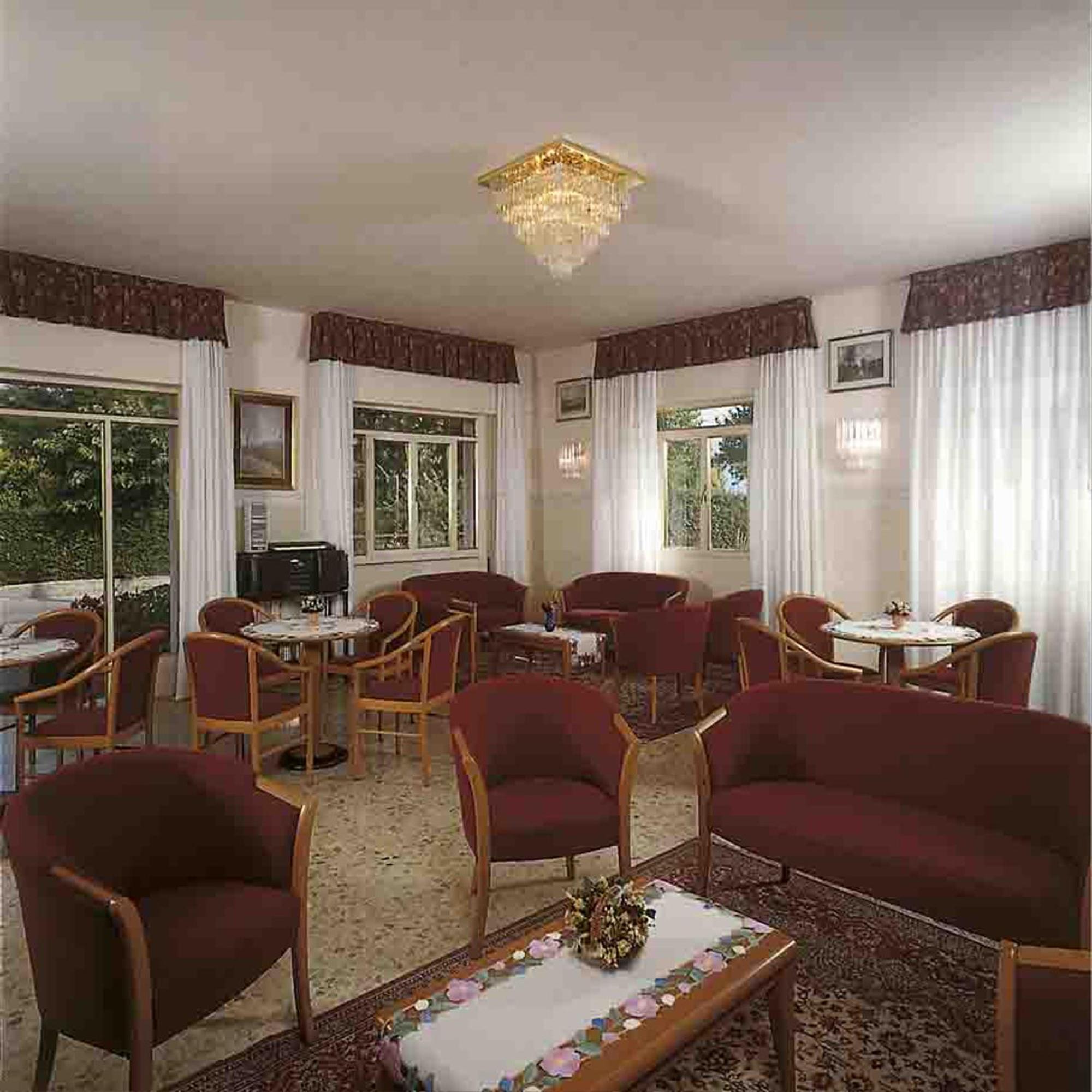 Residence Miralago Rooms & Apartments Manerba del Garda Exterior foto