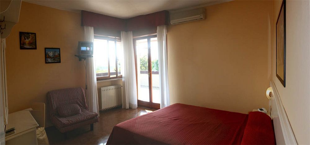 Residence Miralago Rooms & Apartments Manerba del Garda Exterior foto